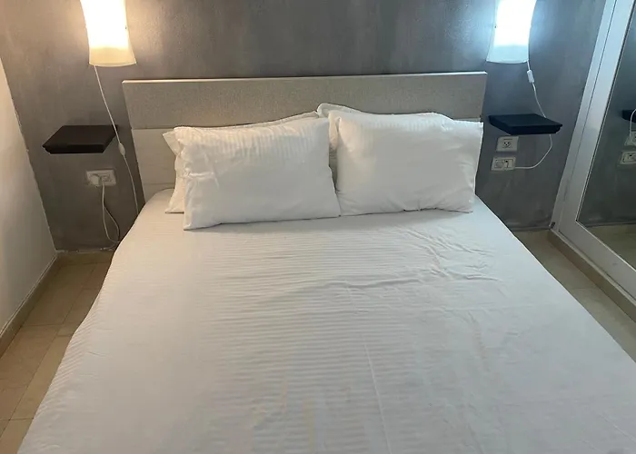 Llalis Luxury